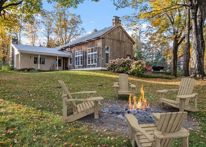 Modern Lux Cabin W Mtn Views And Fire Pit