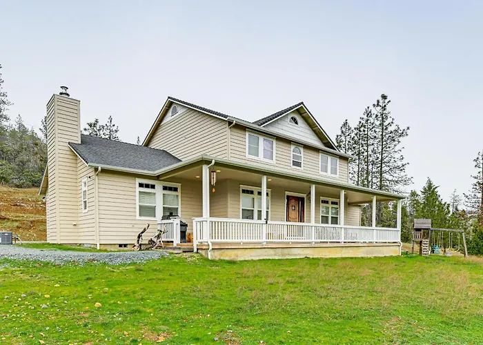 Limpy Creek Access! Family Retreat In Grants Pass