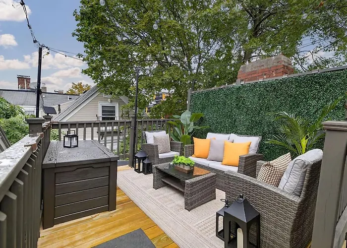 The Harvard Loft With Game Room And Free Parking Near Harvard Square
