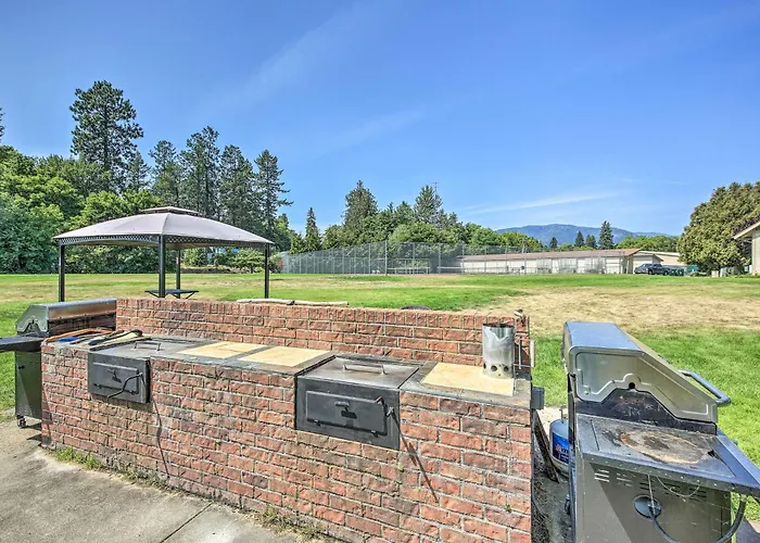 Seasonal Pool & Marina! Condo On Lake Pend Oreille