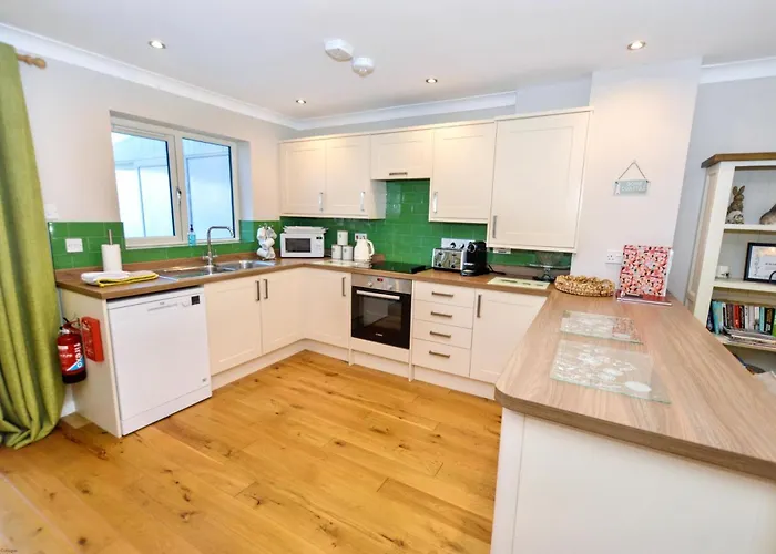 18 Marriotts Way