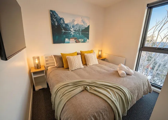 Spacious Mount Buller Chalet Sleeps 12