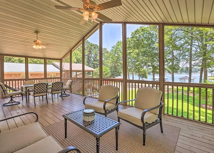 'The Lake Escape': Boat Dock, Fire Pit, Kayak!