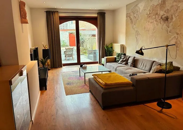 Spacious Design Home With Garden Near Centre Brugge