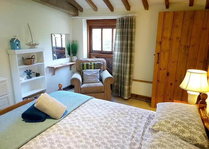 Camps Heath Barn