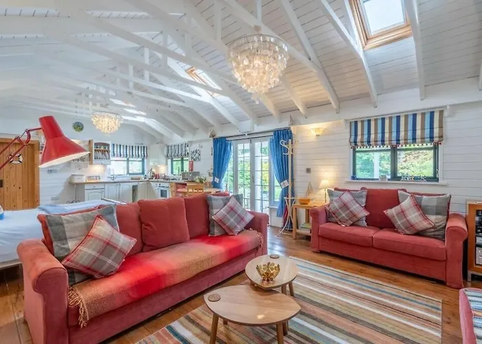 Sailaway Holiday Cottage