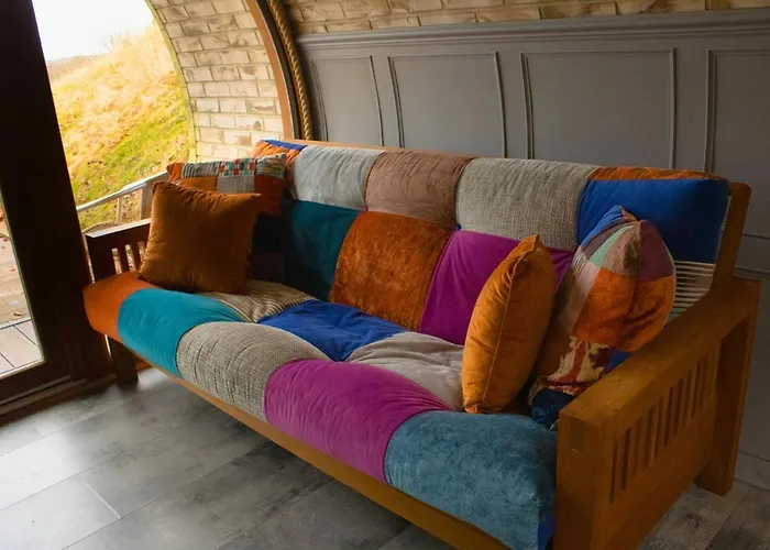Pirnie Lodge Holiday Lets