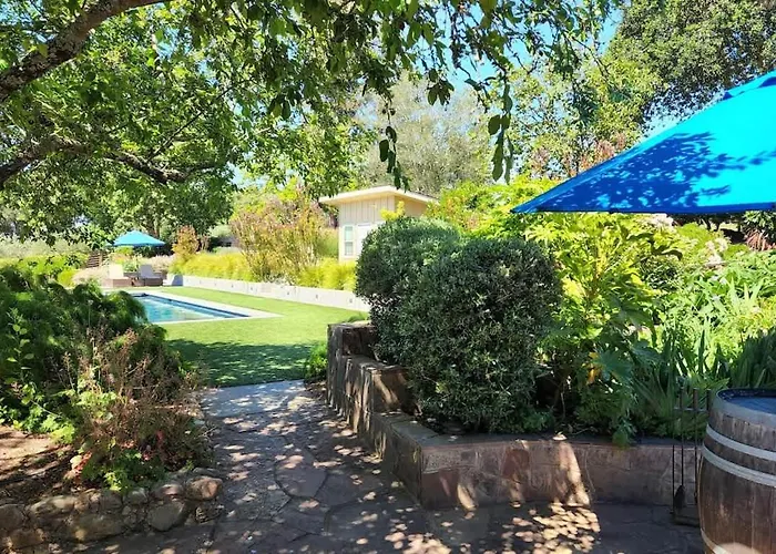 Farmhouse With Pool, Hot Tub And Tastings Included