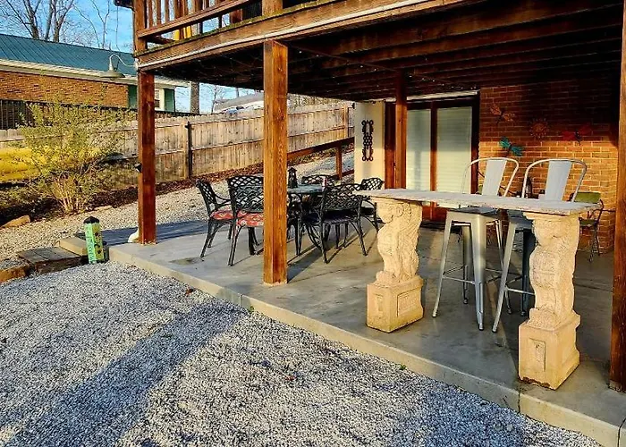 Lake Malone Ky Lake Shore Home Right On Water With Private Boat Dock, A Shore Thing
