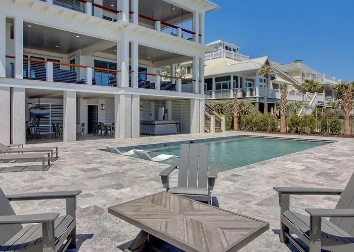 710 Ocean Boulevard By Avantstay