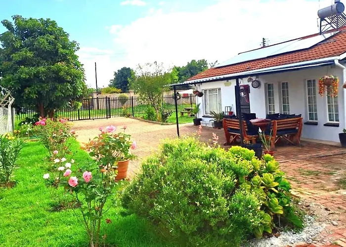 2Bed-4Guests-Garden-Nearcentre&Attractions