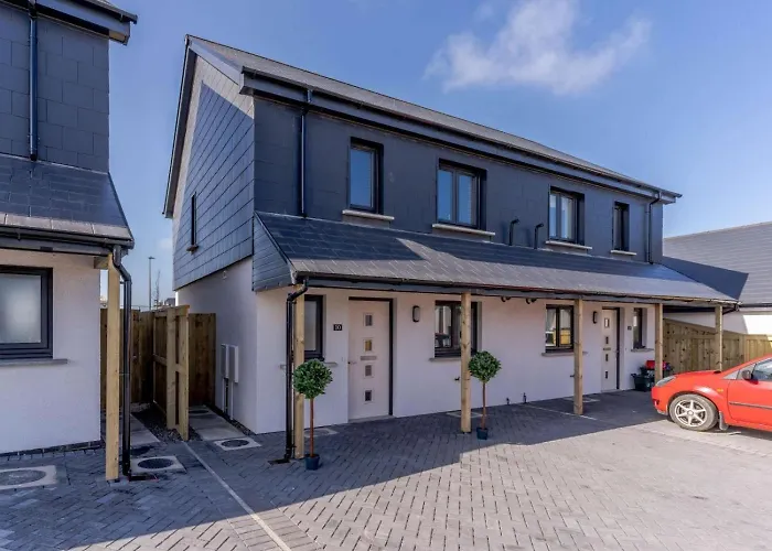 2 Bed In Haverfordwest Oc-82312
