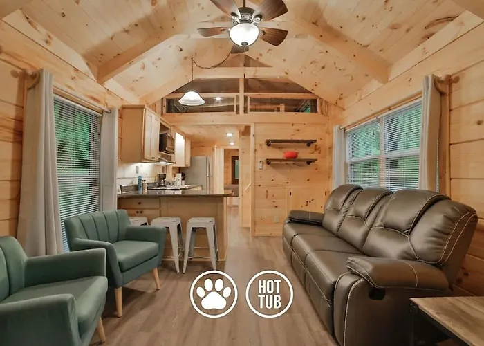 Tiny Cabin Village Private Hot Tub Lynda Cabin