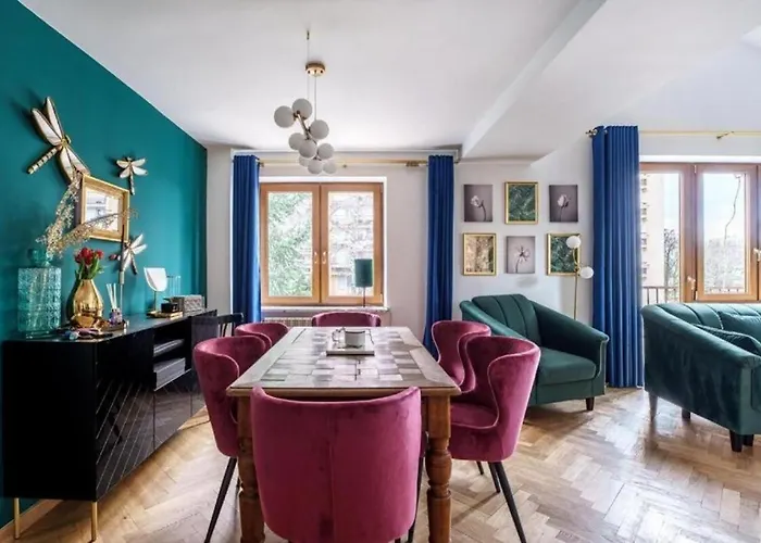 Luxury Family Villa In The Heart Of Warsaw