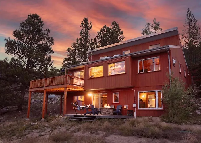 Stunning Mtn & Lake Views 3Br Cabin With Hot Tub