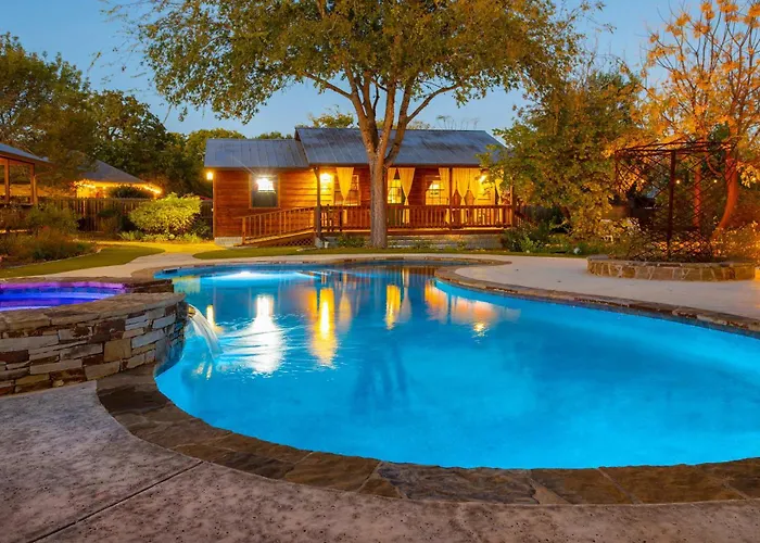 Cypress Creek Cabin Stay For 6 Access To Pool Hot Tub