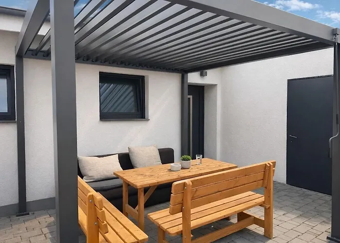 Modern Bungalow Kastel