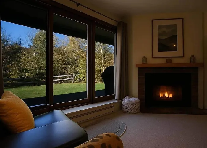 Riverfront Mountain Escape | Sauna & Fireplace