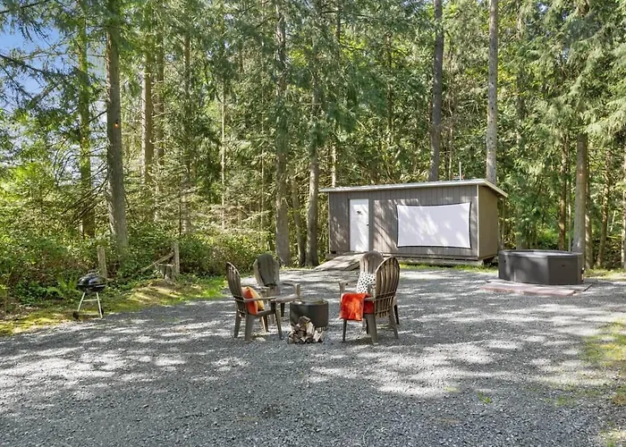 Creekside Escape A Designer Tiny House In The Woods But Minutes From Town
