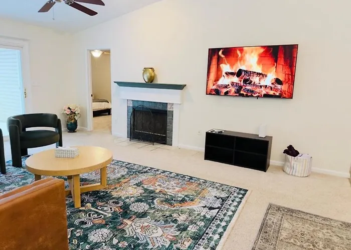 Premier 3Br Retreat - Cvnp, Blossom & Boston Hills