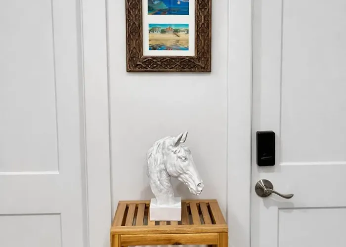 Spacious 3 Bed - Steps To Kendall