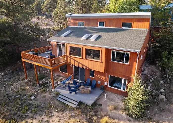 Stunning Mtn & Lake Views 3Br Cabin With Hot Tub