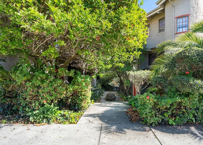 Santa Cruz Retreat Near Beach With Free Parking