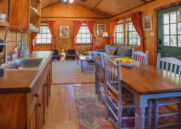 Cypress Creek Cabin Stay For 6 Access To Pool Hot Tub