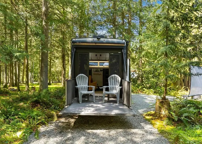 The "Waldorf Astoria Of Rvs" A Five-Star Forest Escape