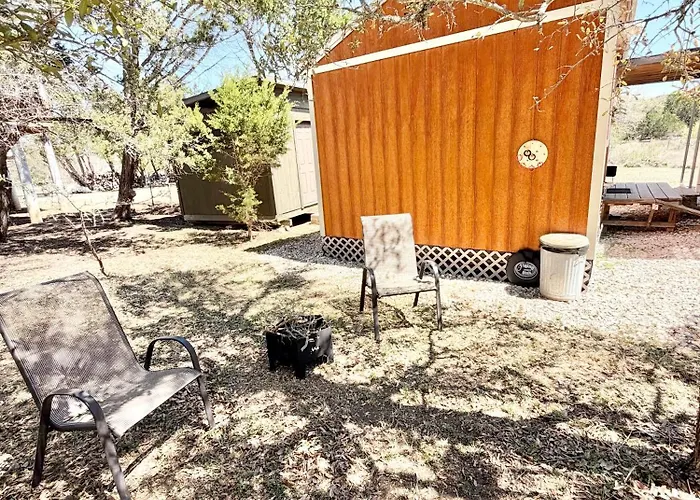 Longhorn Casita- 3 Miles From Bandera