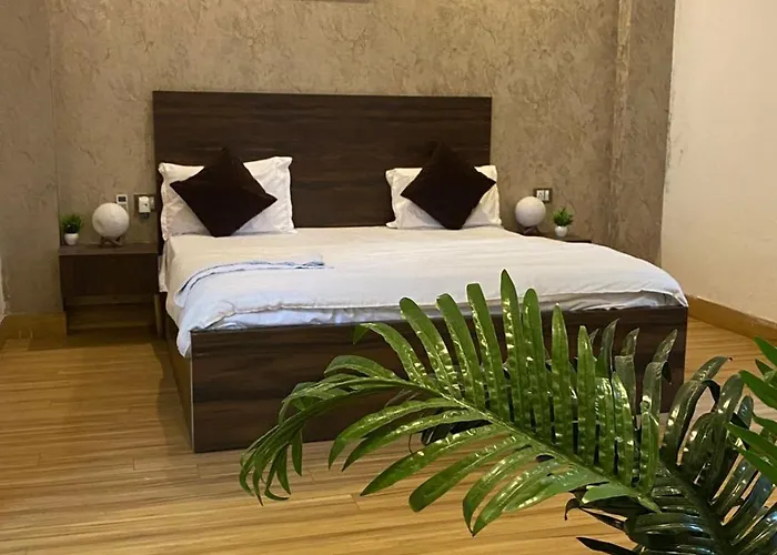 Rudra Inn Vrindavan 3Bhk Villa Near All Mandir