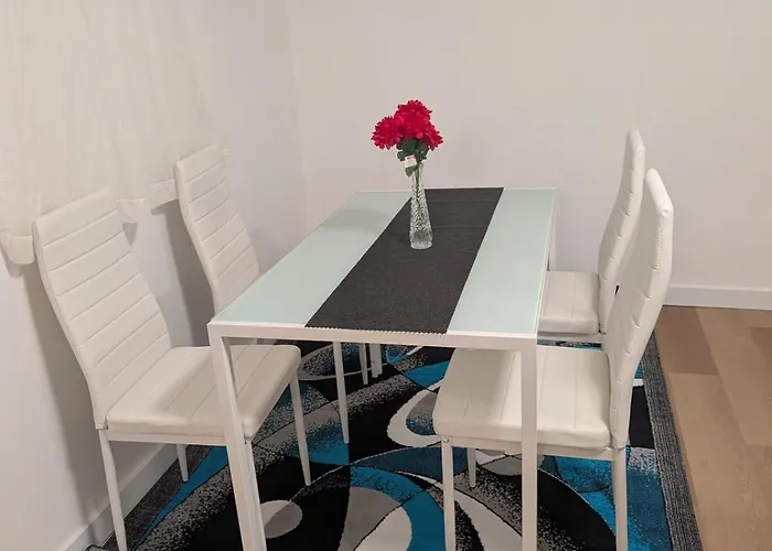 2 Bedroom Bassement Suite