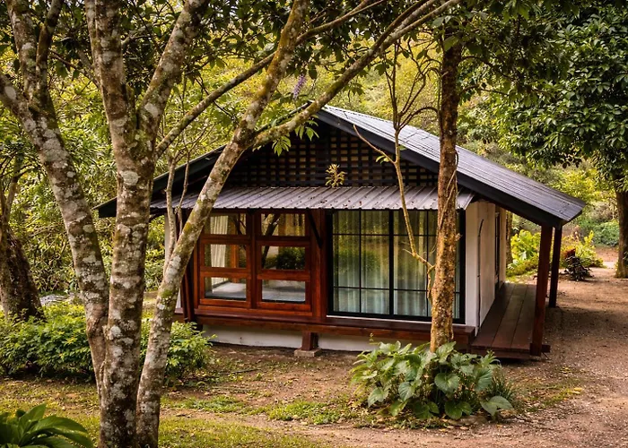 Nalintara Resort นลินธารารีสอร์ท