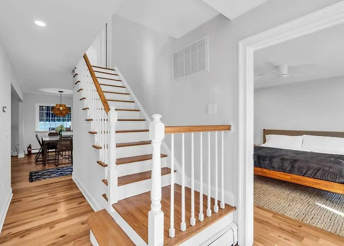 Lux Home - 6Bed/4Bath, Pool, Mins To Beach And Dt