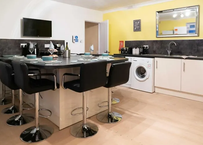 Dunedin House Working Professionals Corporate Clients