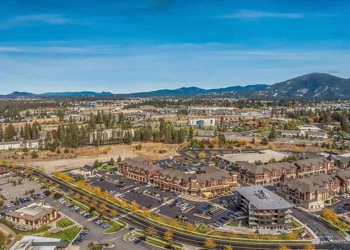 Your Downtown Playpad- Family Condo In Riverstone