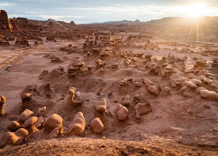 Upscale Desert Stay Near Capitol Reef