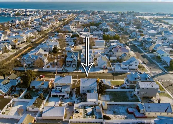 Lux Home - 6Bed/4Bath, Pool, Mins To Beach And Dt