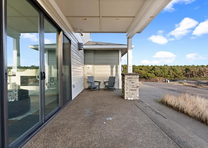 The Oceanview Retreat