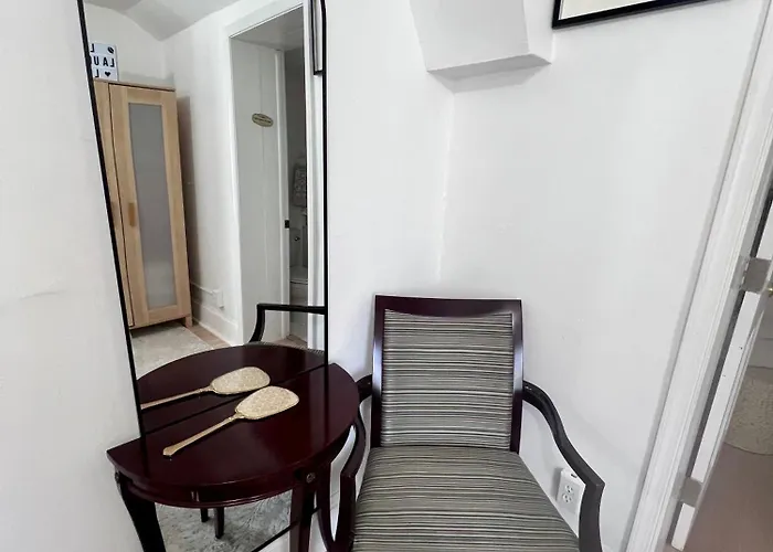 1 Min Walk To The Inn-Entire Colonial 3Br House With Tub & Fast Wifi