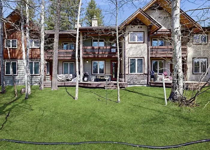 Amelia'S Vacation Retreat House