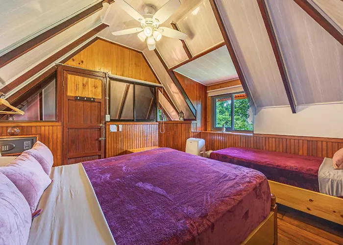 Las Caletas Lodge