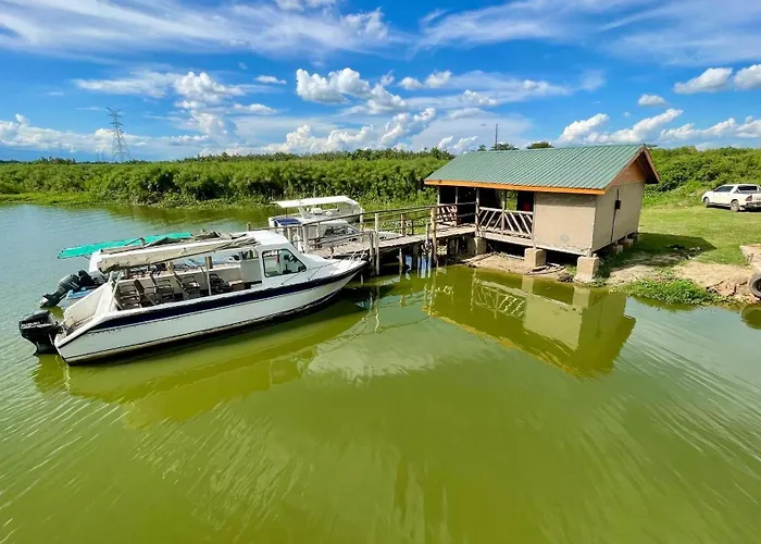 Irungu Forest Safari Lodge