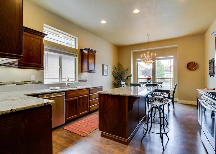 Sunglow Townhouse