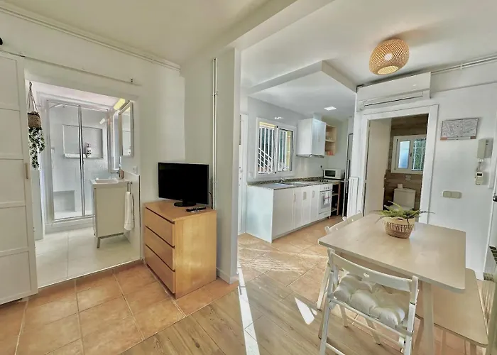 Casa Independiente-Garden-Views-2 Bedrooms
