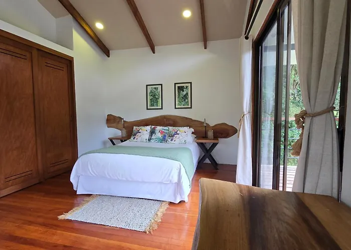 Monteverde Casa Mia, Near Main Attractions And Town!