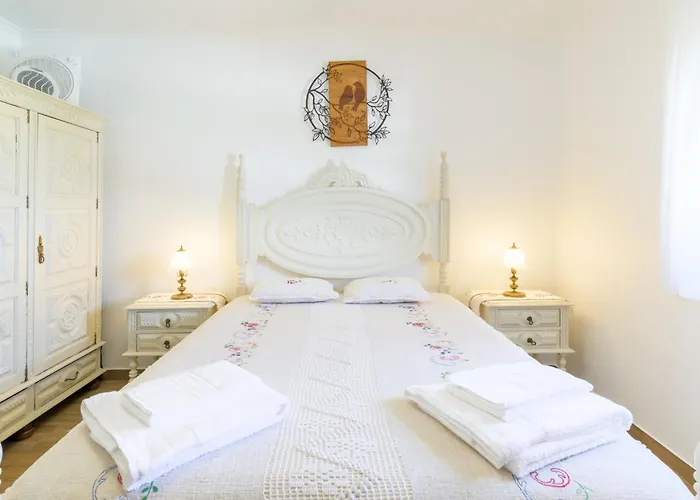 Celestial Melides Country House