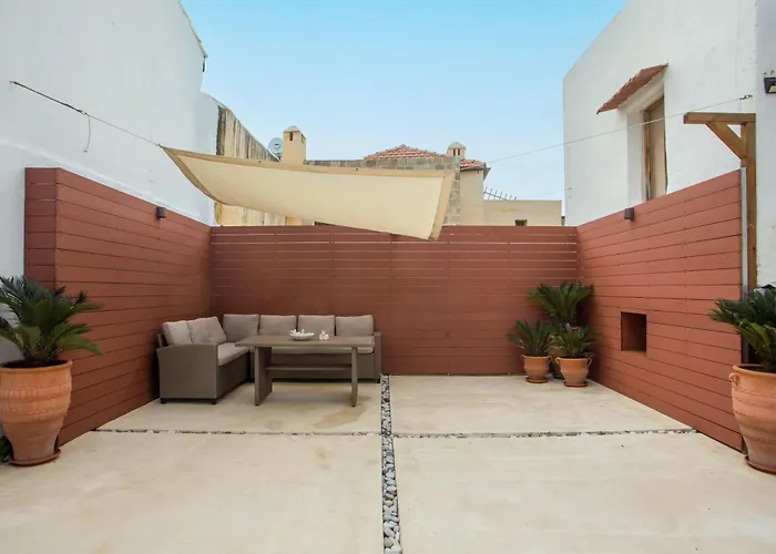 Iriada House