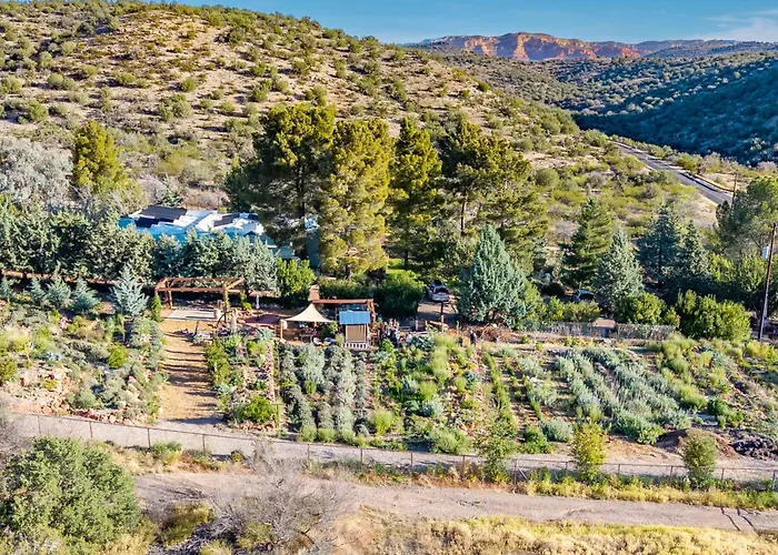 Historic Farm Cottage On Wine Trail Near Sedona