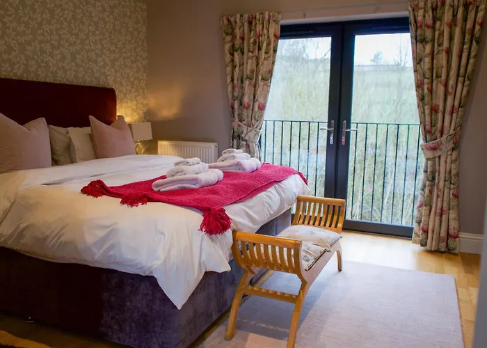 Snowdrop Lodge